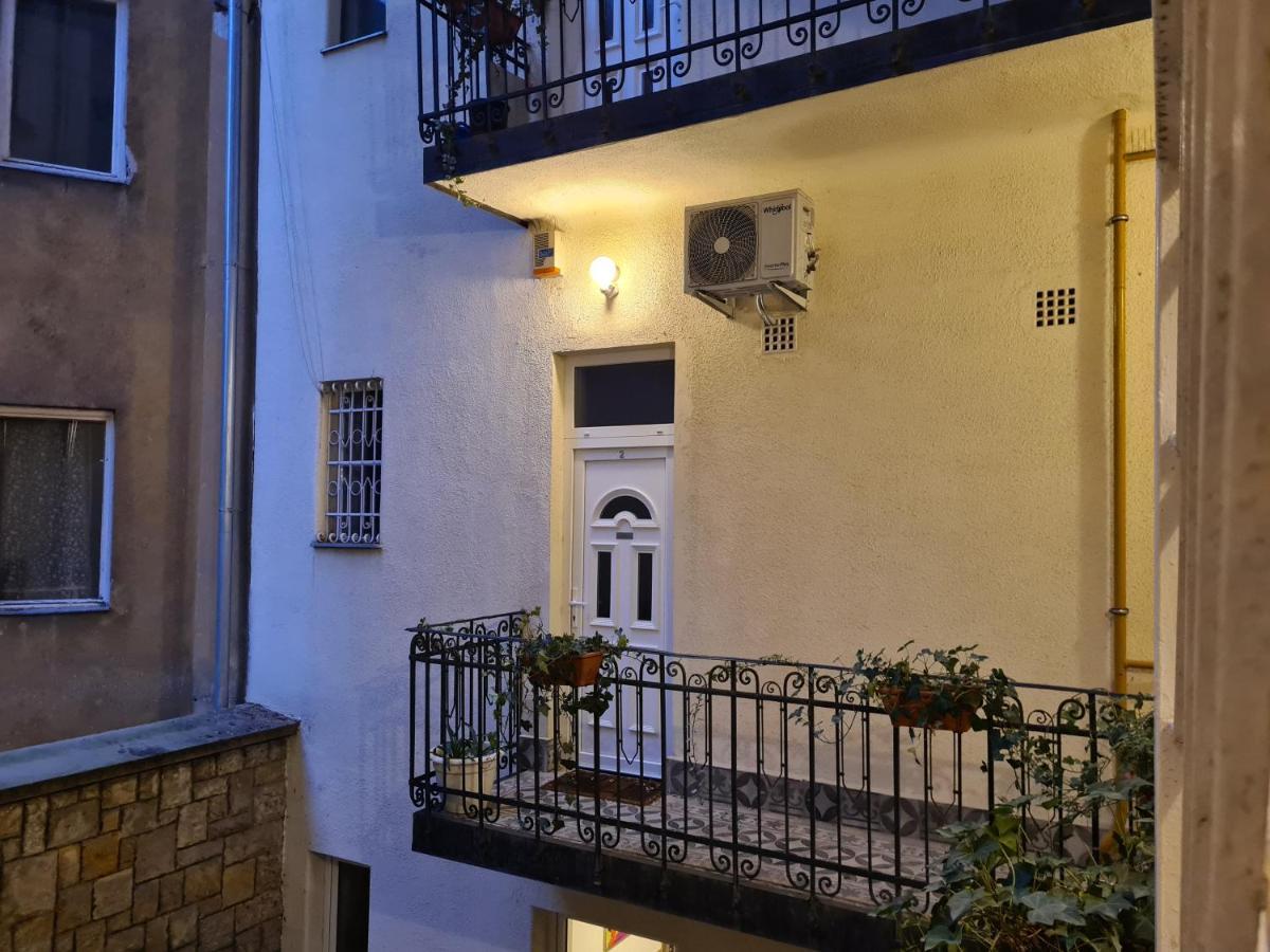 Ferienwohnung Swan Budapest Exterior foto